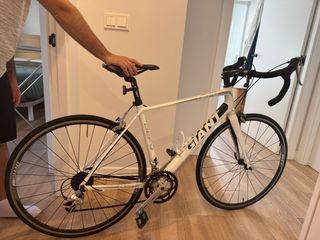 Bicicleta carretera Giant Defy