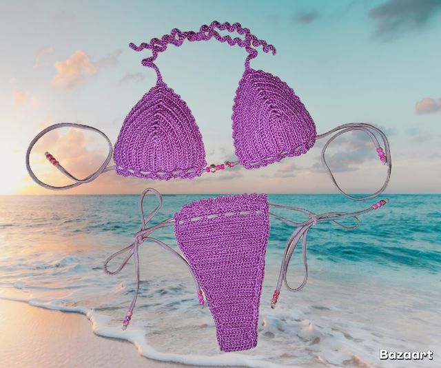 Bikini all'uncinetto viola