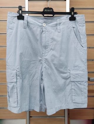 Bermuda Quicksilver talla 34(L) - TOTALMENTE NUEVO