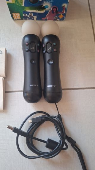 2x Playstation Move