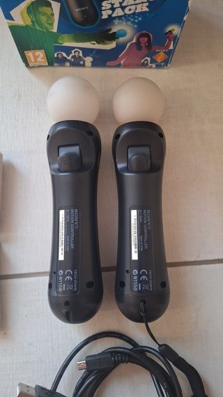 2x Playstation Move