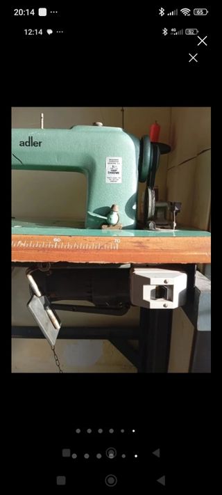 Máquina coser Adler antigua