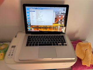 MacBook Pro 13.3" 8.1 - Plata