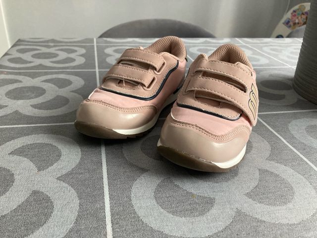 Zapatillas niña rosa palo mustang