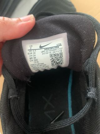 Zapatillas Nike Air Max 720 - Negras