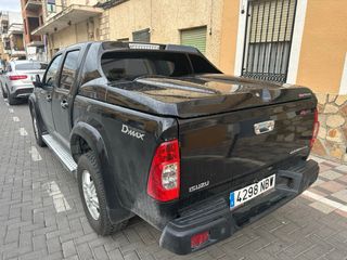 Isuzu D-Max 2011