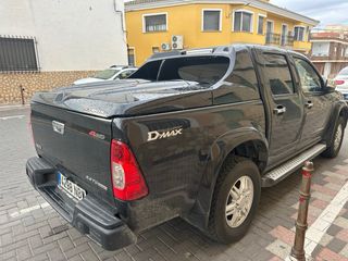 Isuzu D-Max 2011