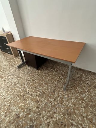 Mesa oficina madera metal