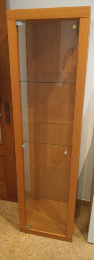 Vitrina de madera - Mueble expositor