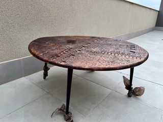 Mesa centro madera tallada