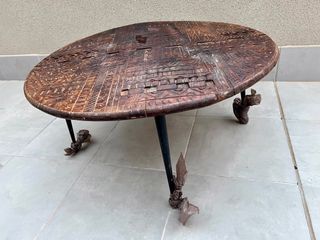 Mesa centro madera tallada