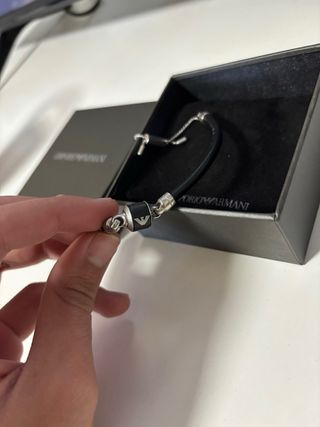 Pulsera Emporio Armani negra y plata