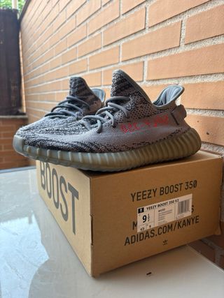 Adidas Yeezy Boost 350 V2 - 
EN PERSONA MADRID