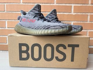 Adidas Yeezy Boost 350 V2 - 
EN PERSONA MADRID
