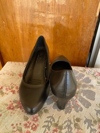 Zapatos tacón negros mujer