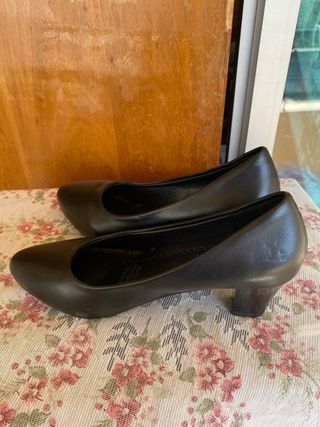Zapatos tacón negros mujer
