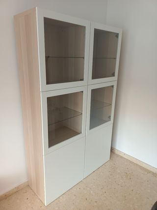 Vitrina blanca y beige - Mueble expositor