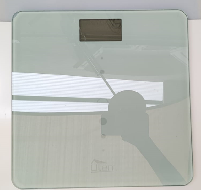 Báscula baño Uten EB5103H