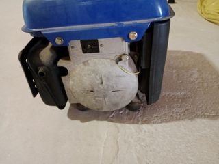 Generador a gasolna 
