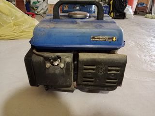 Generador a gasolna 
