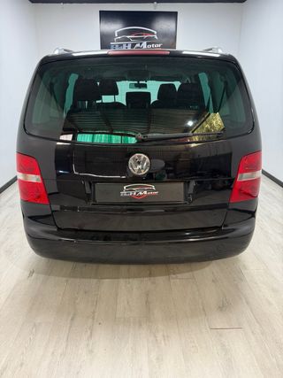 Volkswagen Touran 140cv Etiqueta “B” buen estado