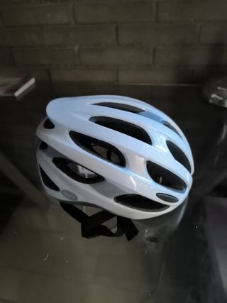 Casco bici Bell, azul claro