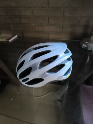Casco bici Bell, azul claro
