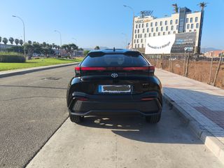 Toyota C-HR 2024