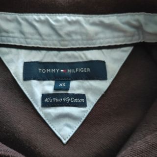 Polo Tommy Hilfiger XS marrón
