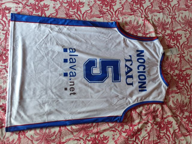 Camiseta Baloncesto Nocioni Tau 5 Talla XL
