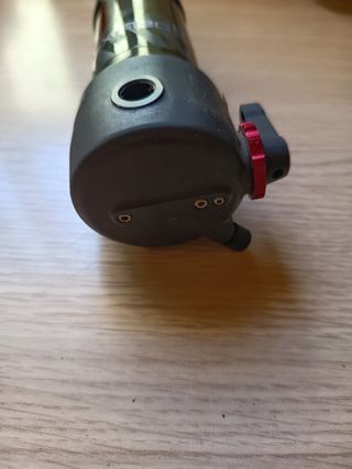 Horquilla MTB RockShox 35 Y amortiguador.