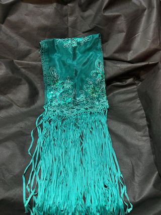 Traje de paceña, chola elegante, morenada 