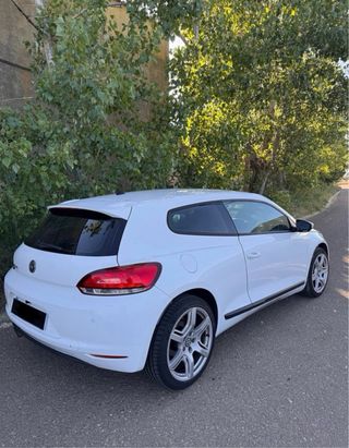 Volkswagen Scirocco 2.0tdi 140cv