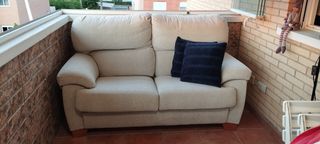 Sofá 2 dos plazas beige