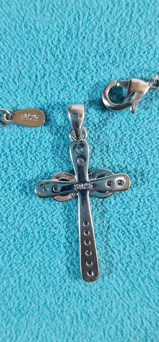 Cadena y Cruz Circonitas "AMOR DE JESÚS" Plata 925