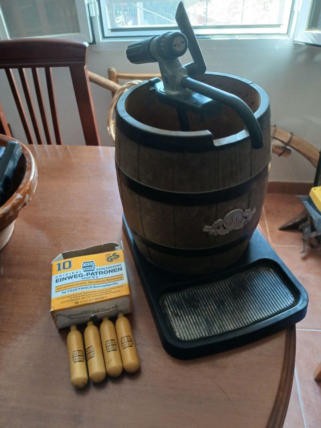 Cubierta,  dispensador de cerveza .