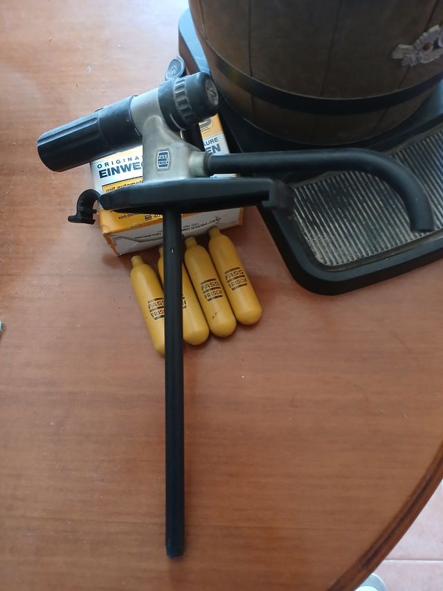 Cubierta,  dispensador de cerveza .