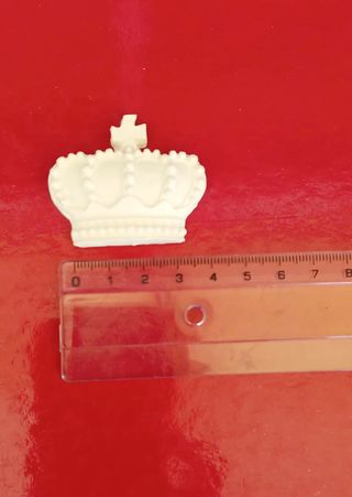 Coroa de gesso - Decoração