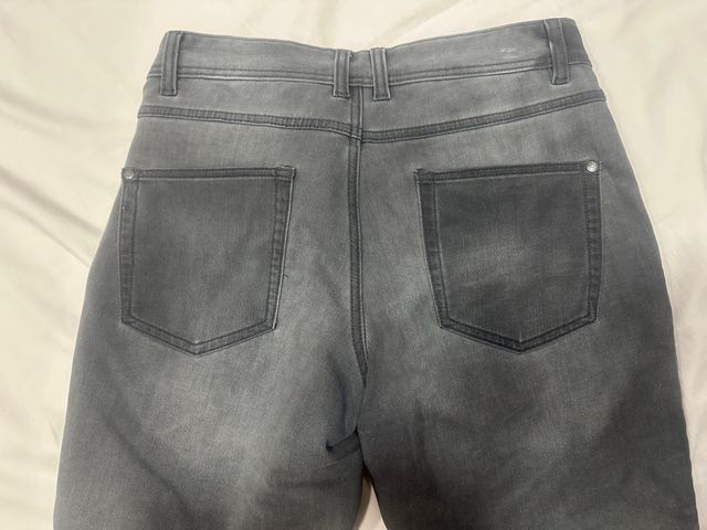 Bermudas Vaqueras Grises