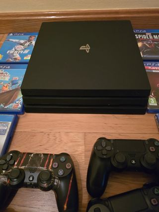 PS4 Pro (PlayStation 4) 2000GB SSD crucial mx500