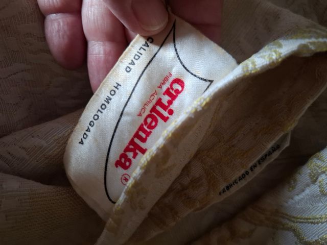 Colcha Vintage crilenka - Dorado y cruda