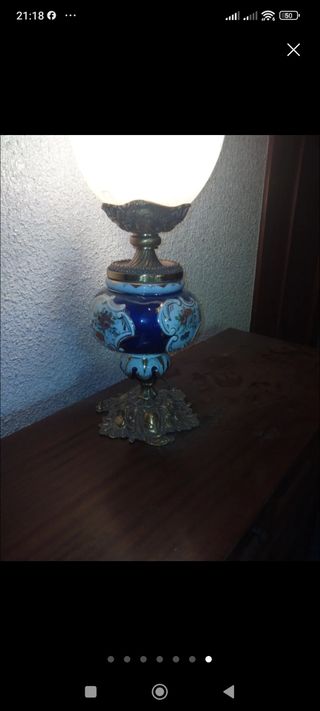 Lampara antigua cristal azul y dorada