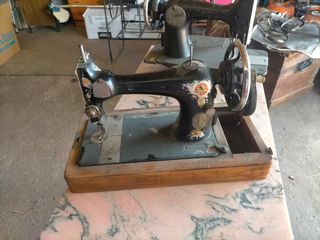 Máquina Coser Antigua