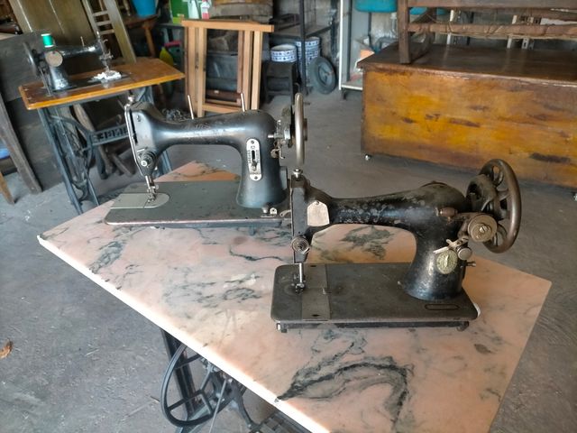 Máquina Coser Antigua