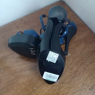 Sandalias Latouche azules tacón alto fiesta