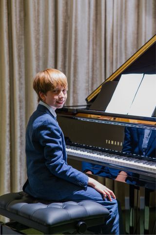 Clases de piano + de 8 años de experiencia