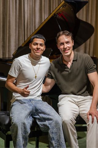 Clases de piano + de 8 años de experiencia