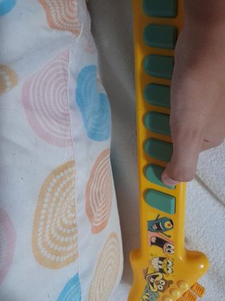 Guitarra juguete infantil