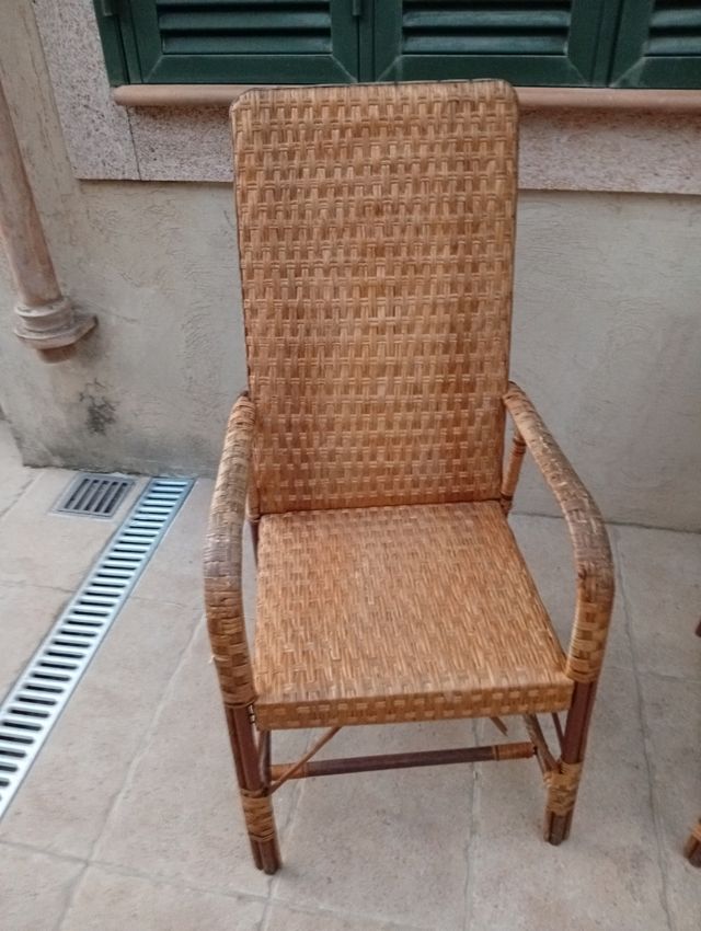 Sillones mimbre antiguos