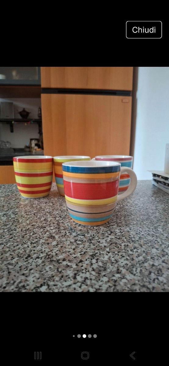 4 Tazze Multicolor marca HOME